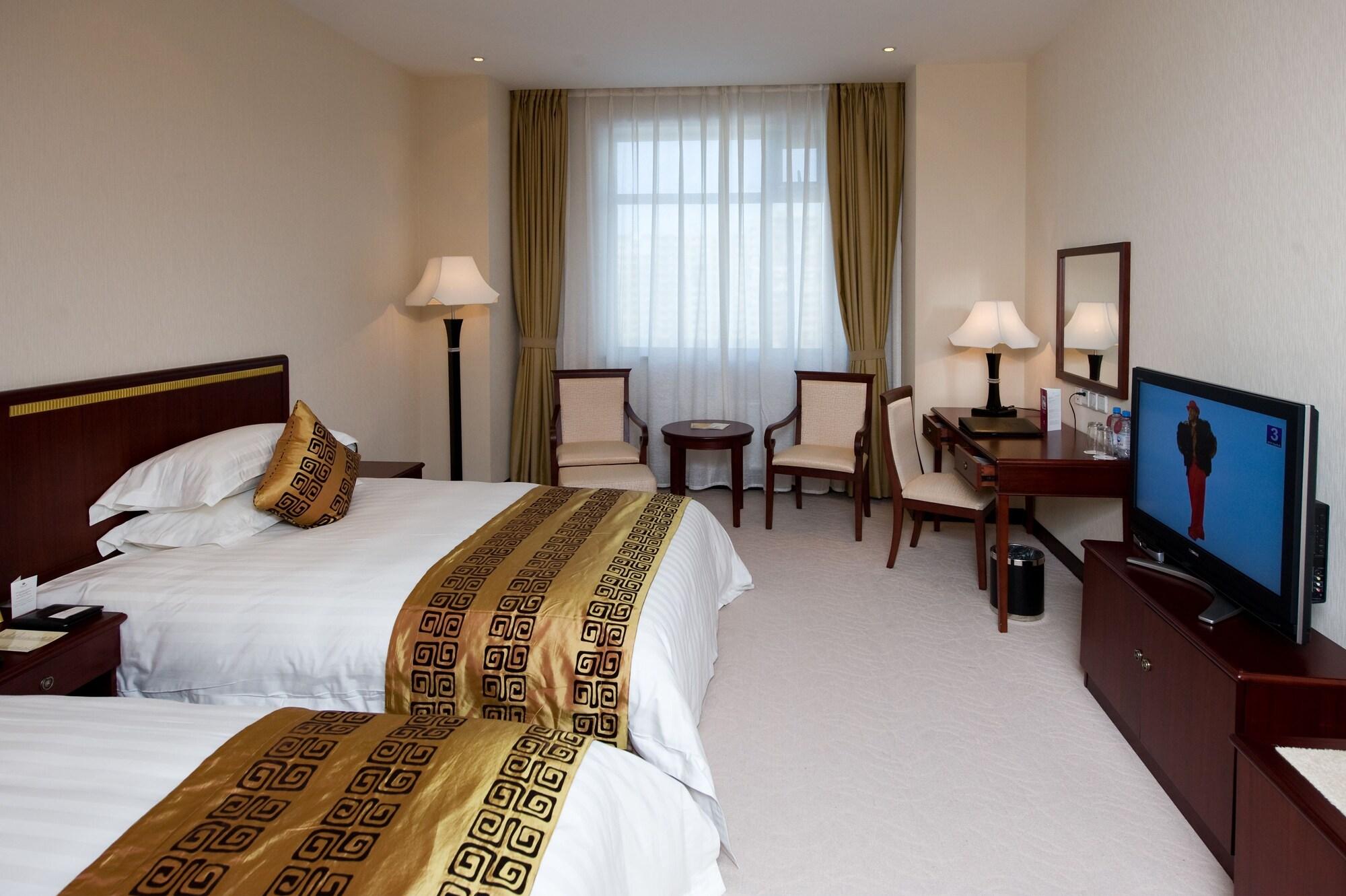 Beijing Palace Soluxe Hotel Astana Exterior photo A room at the hotel