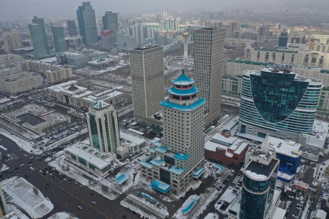 Beijing Palace Soluxe Hotel Astana Exterior photo The Khan Shatyr Center